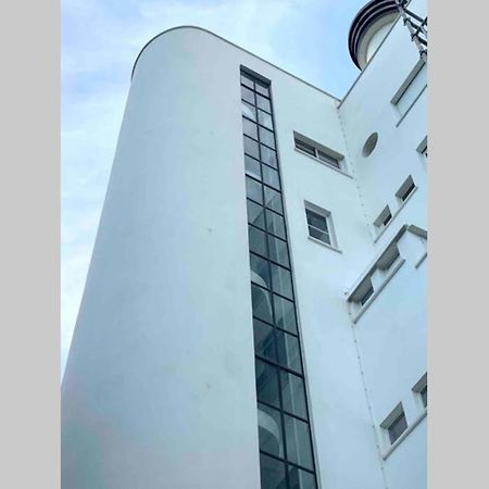 Elegant Studio Et Parking Dans Batiment Historique Saint-Tropez Eksteriør billede