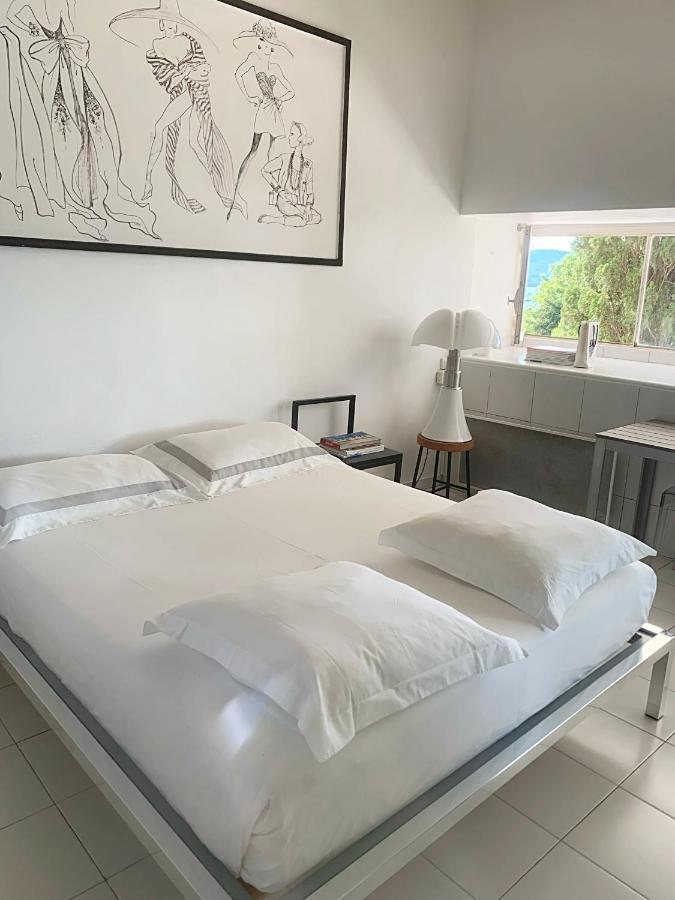 Elegant Studio Et Parking Dans Batiment Historique Saint-Tropez Eksteriør billede