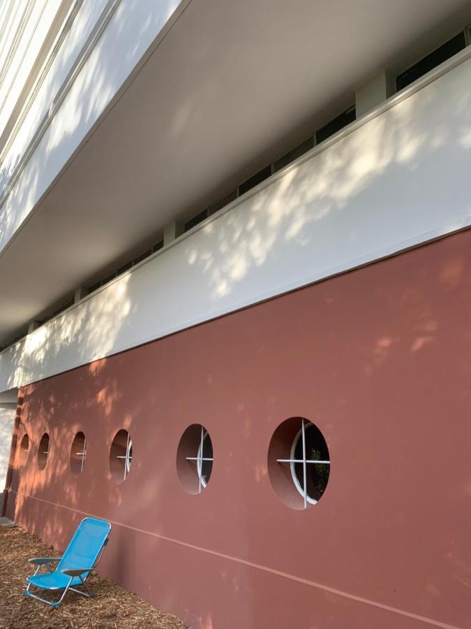 Elegant Studio Et Parking Dans Batiment Historique Saint-Tropez Eksteriør billede