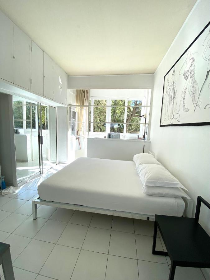 Elegant Studio Et Parking Dans Batiment Historique Saint-Tropez Eksteriør billede