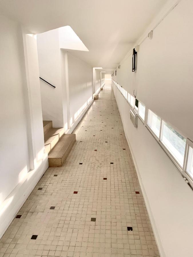 Elegant Studio Et Parking Dans Batiment Historique Saint-Tropez Eksteriør billede
